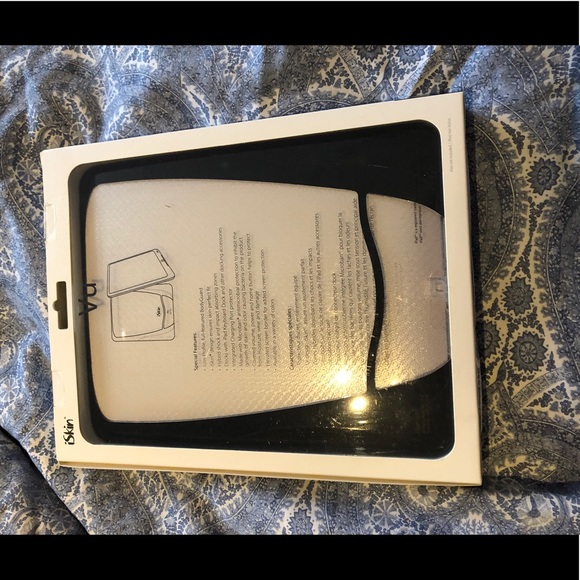 Nwt iSkin for iPad - Picture 7 of 8